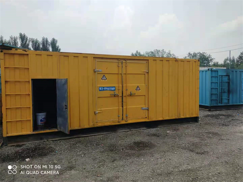 米东200KW柴油发电机组需要配备什么型号的电缆线？